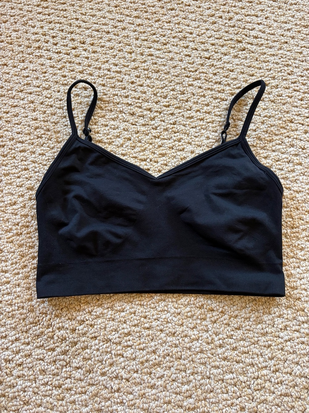 Old Navy Active Go-Dry Seamless Sports Bra